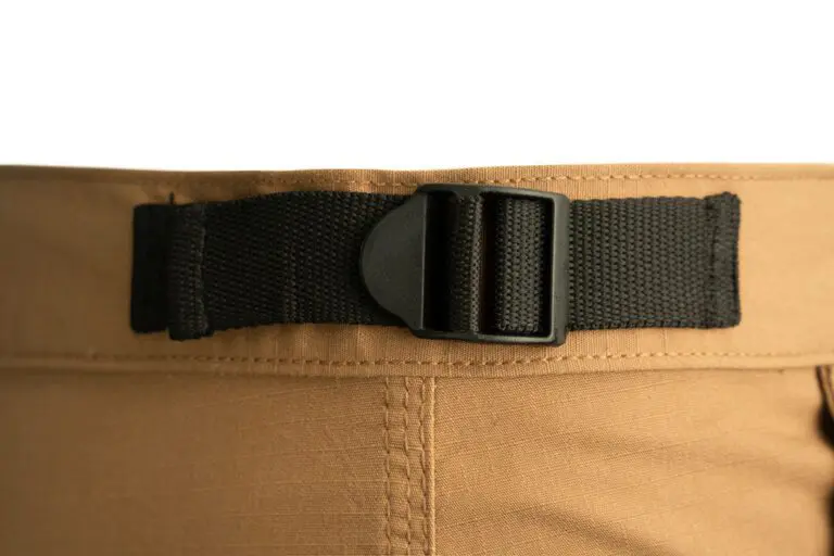 Adjustable waist with belt loops